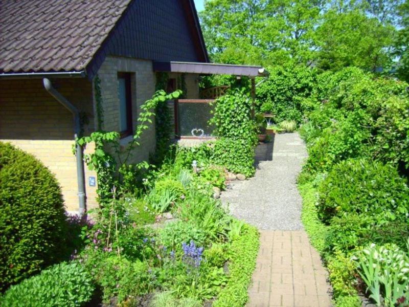 Ferienwohnung Diena - Unterkunft Mit Toller Ausstattung Und Zwei Terrassen Tarp Esterno foto